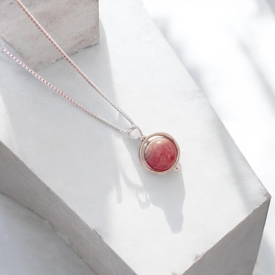 [Pre-order] Dây chuyền đá đào hoa - 10 ly