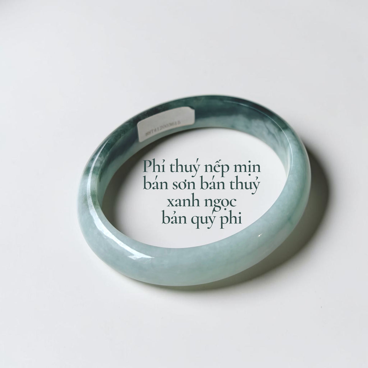 Fine-textured jadeite with “half mountain, half water” green tones, in a Princess-style bangle -  Phỉ thuý nếp mịn bán sơn bán thuỷ xanh ngọc bản quý phi