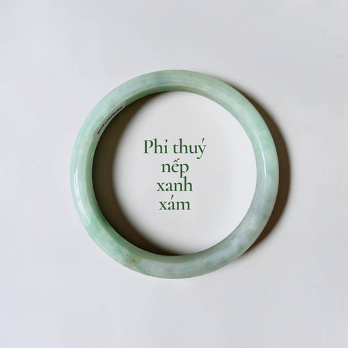 Fine-textured blue-gray jadeite - Phỉ thúy nếp xanh xám