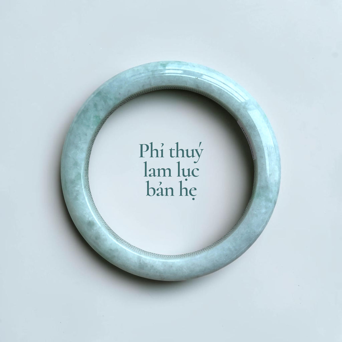 Blue-green jadeite - Phỉ thúy lam lục bản hẹ
