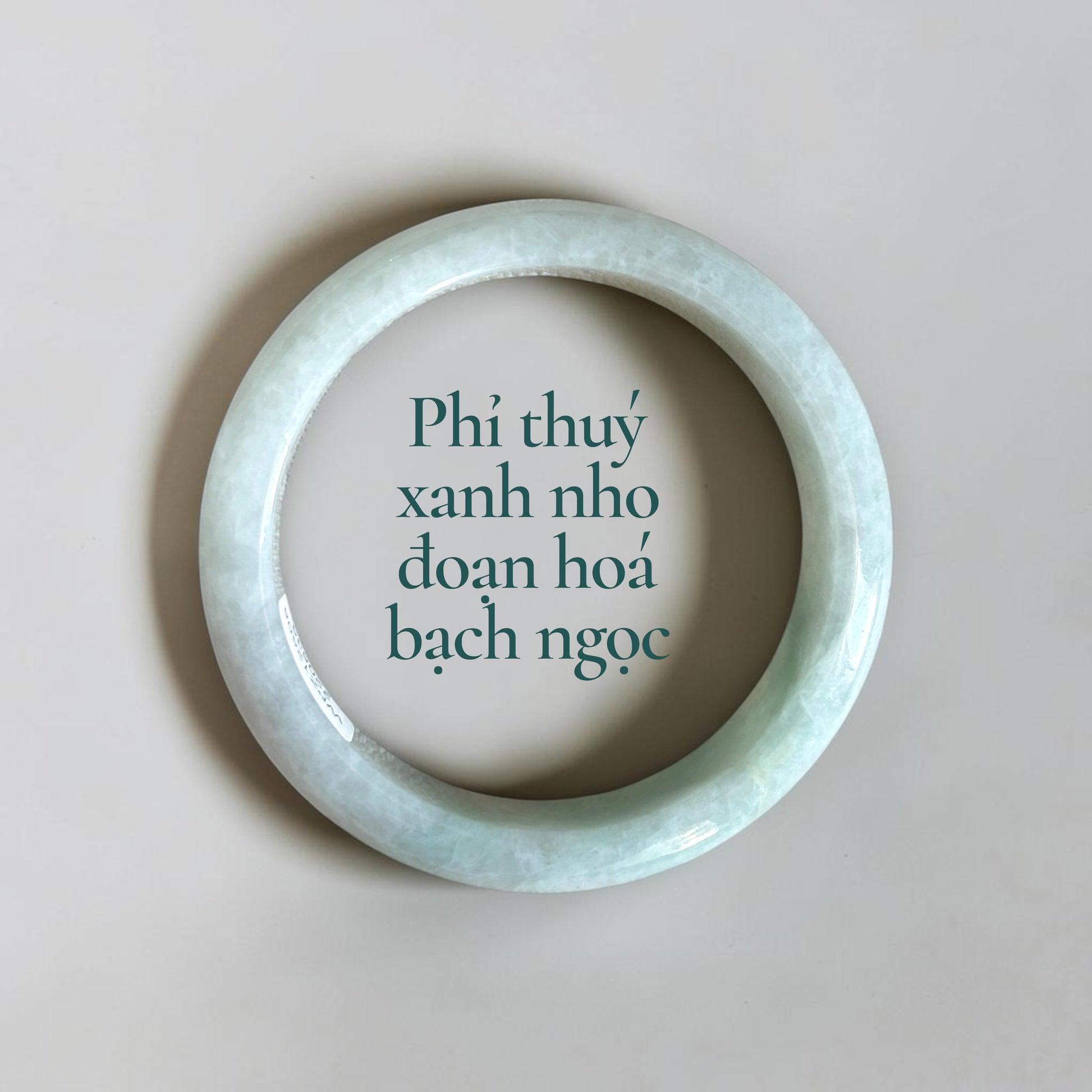Phỉ thuý xanh nho đoạn hoá bạch ngọc ni 57 - Fine-textured jadeite with sections transforming into grape green and a hint of apple green 57mm