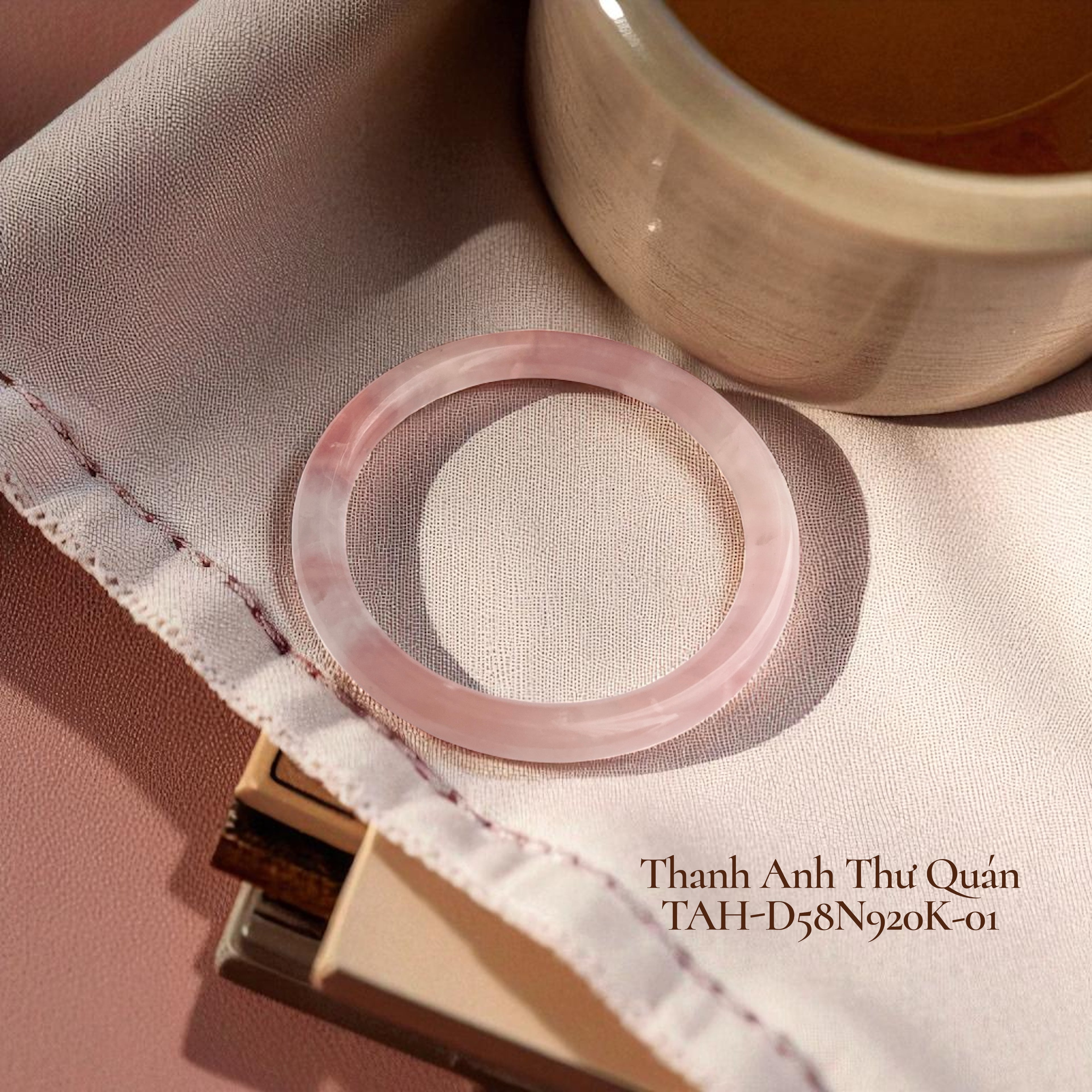 Vòng Tay Thạch Anh Hồng Bản Đũa Mỏng 7.5 ly - 7.5 mm Rose Quartz Bangles